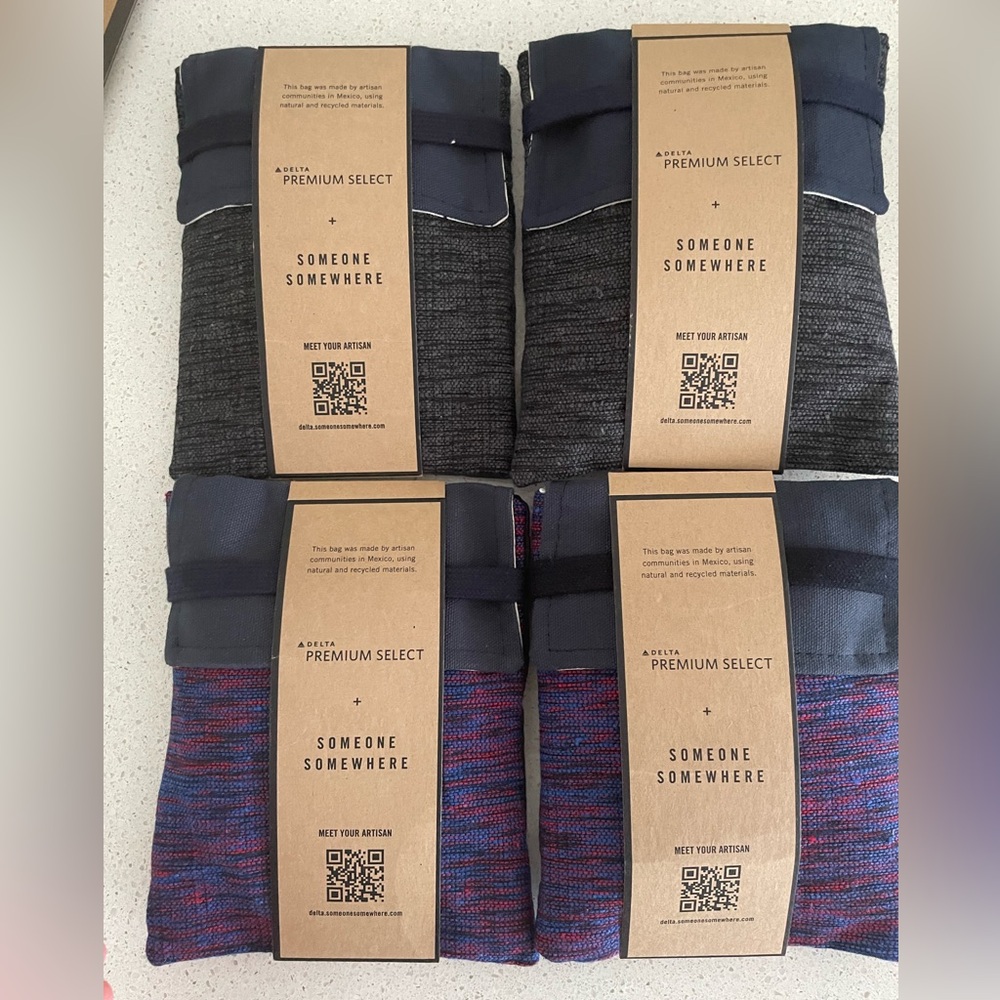 (4) Someone Somewhere x Delta Air Lines Amenity Kits